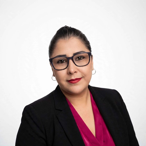 Ejecutivo Marcela Aguirre